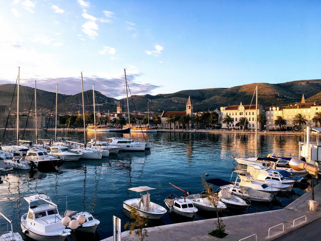 Apartments Feral Trogir Luaran gambar