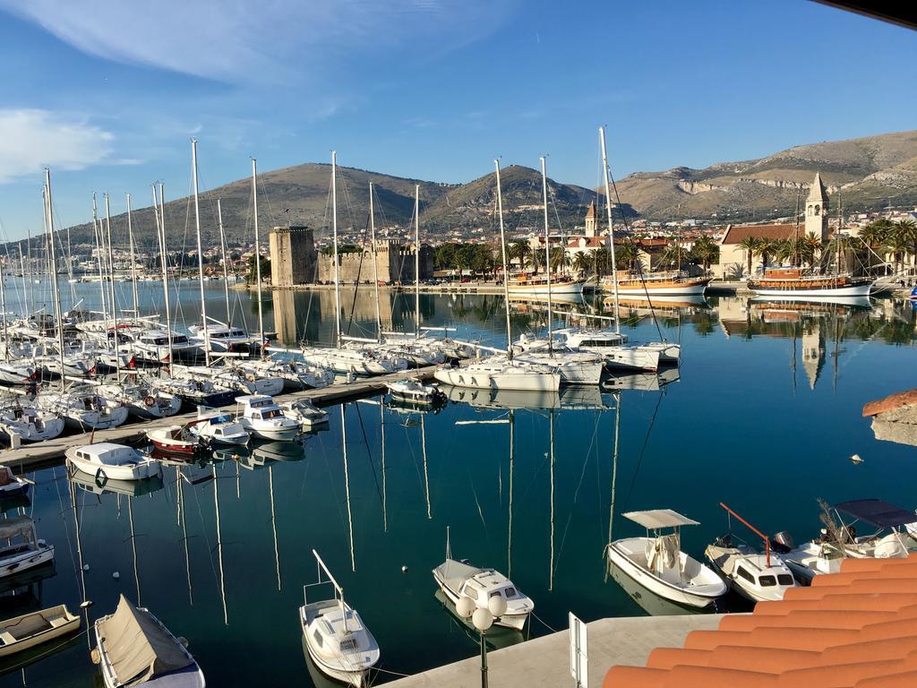 Apartments Feral Trogir Luaran gambar