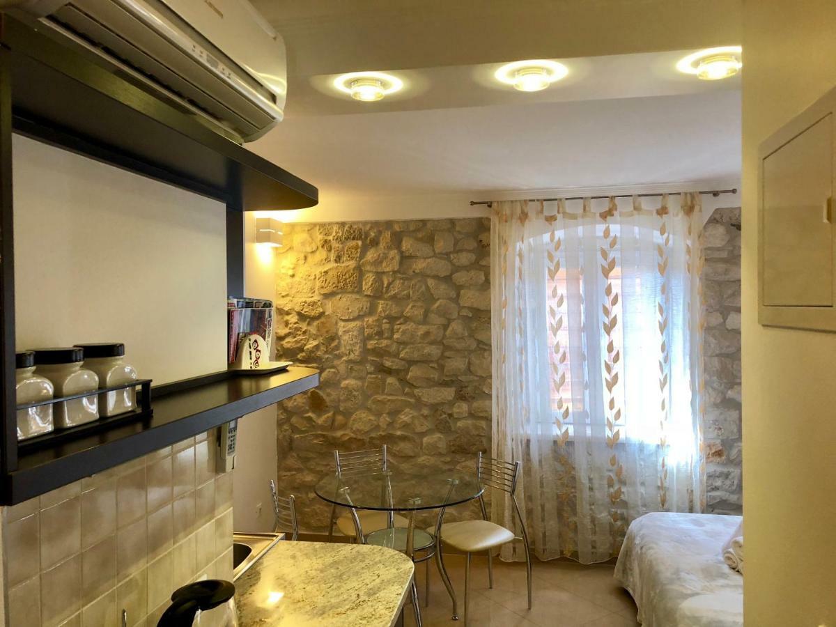 Apartments Feral Trogir Luaran gambar